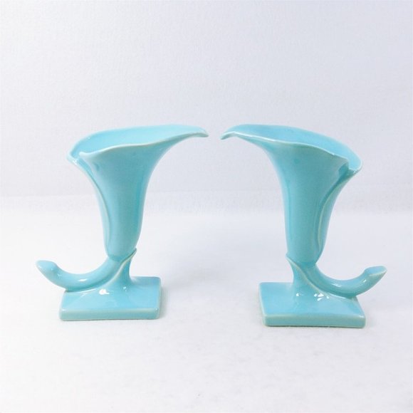 Calla Lily Vase Hollywood by California Art Products Retro Set of 2 Blue - Picture 3 of 10
